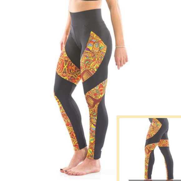 AZTEC yogi capris - Picture 3 of 7